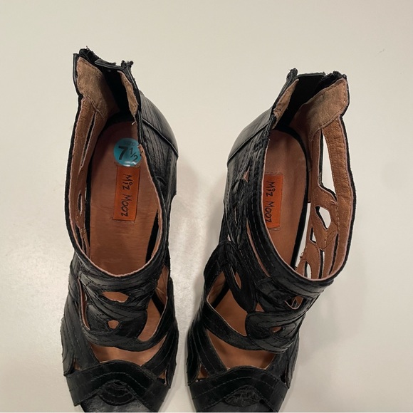 Miz Mooz Tamara Wedge Pump - Picture 5 of 7